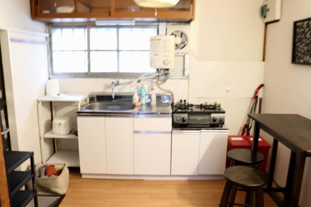 リテックス浦安 Apartment Tokyo Exterior photo